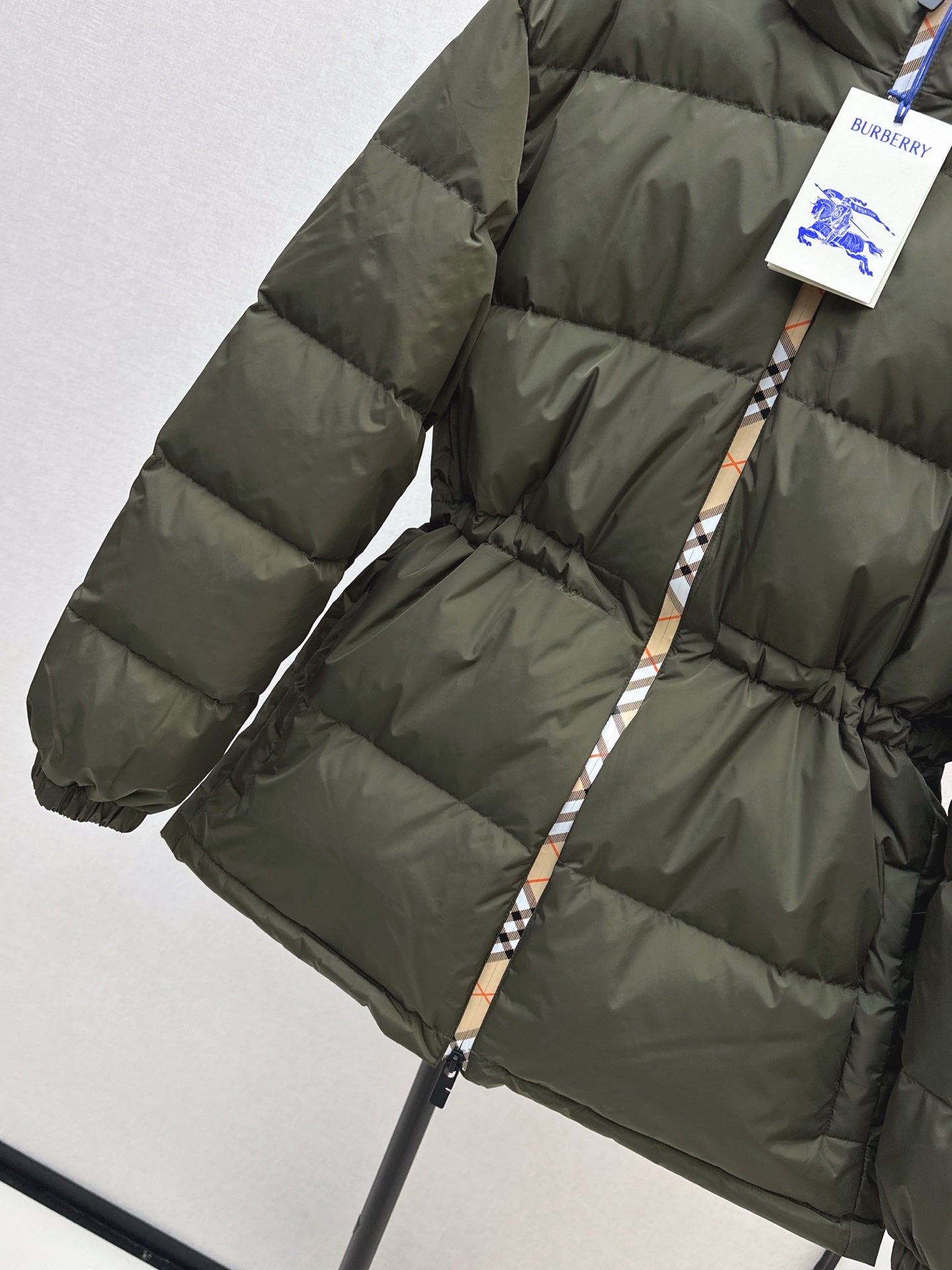 Bur 25fw down jacket