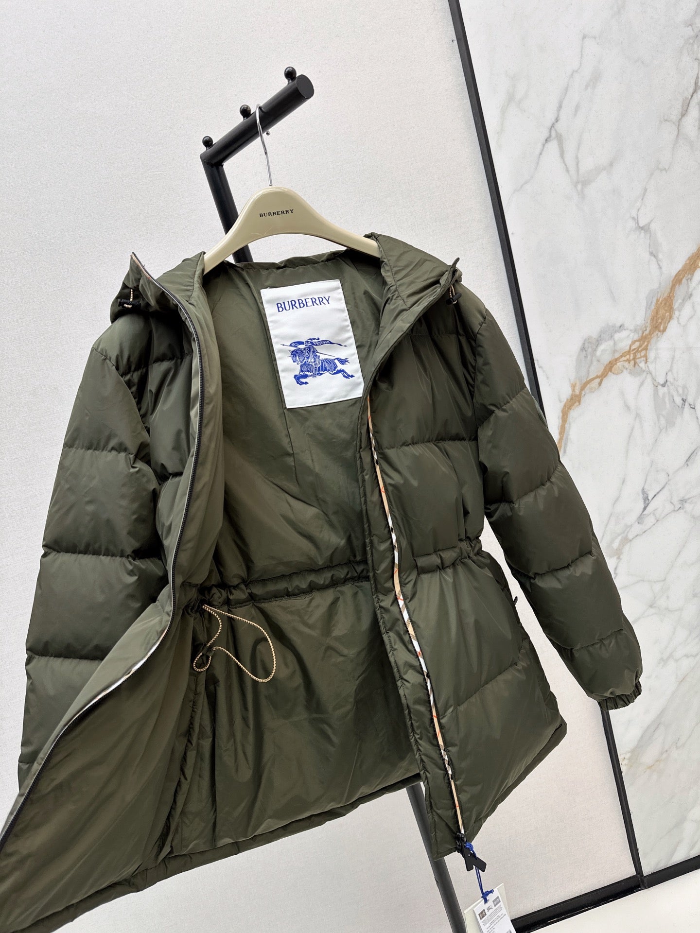 Bur 25fw down jacket