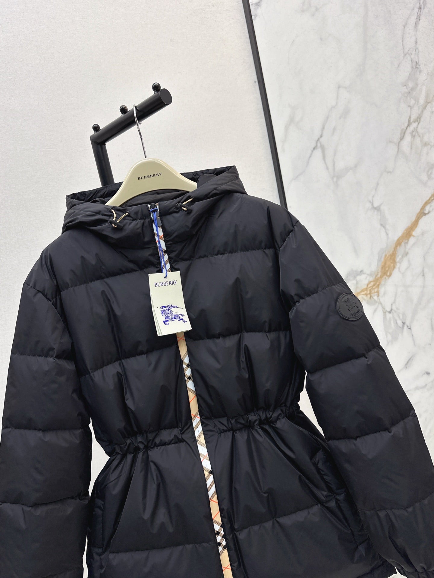 Bur 25fw down jacket