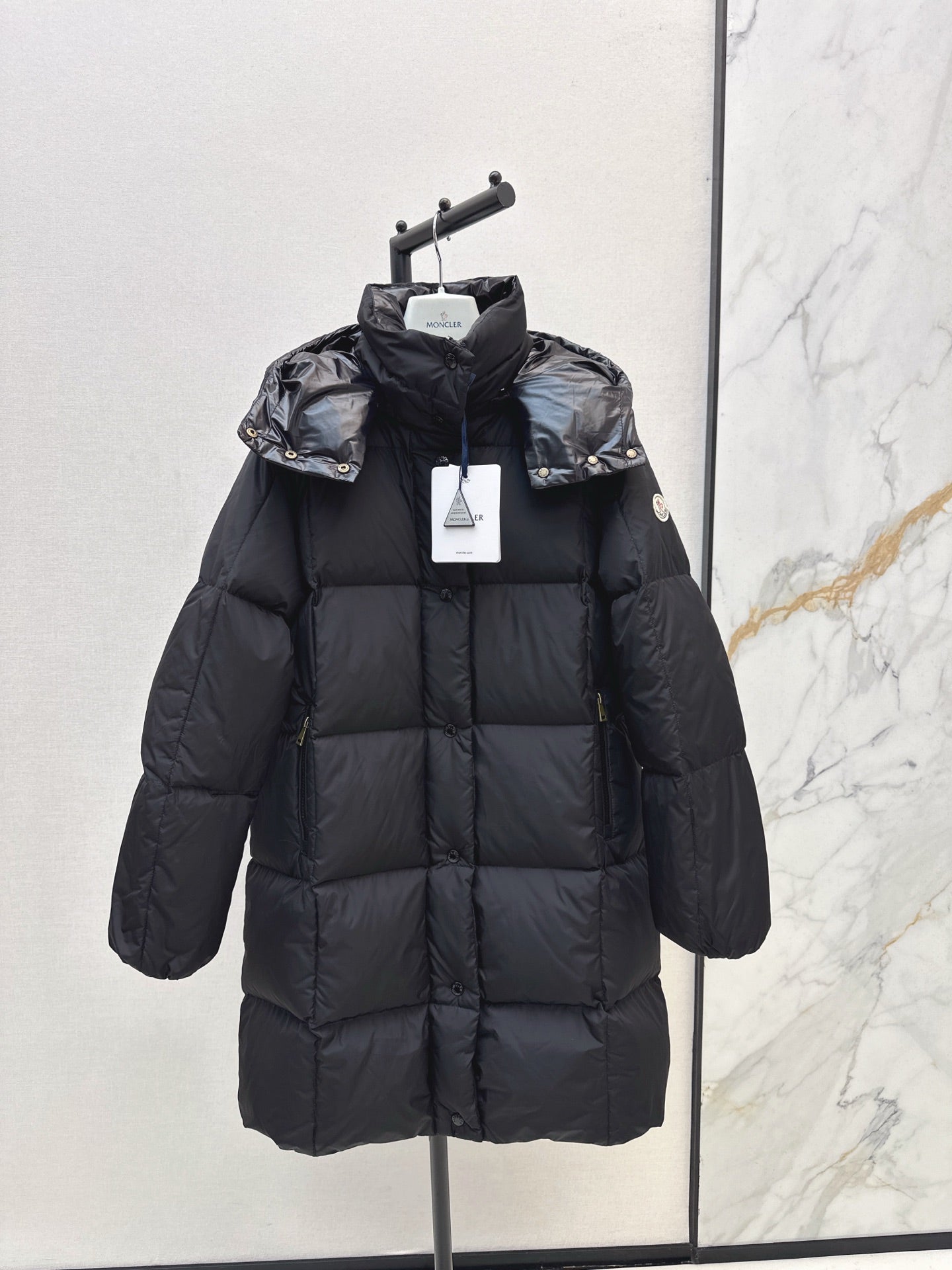 Monc 25fw down jacket