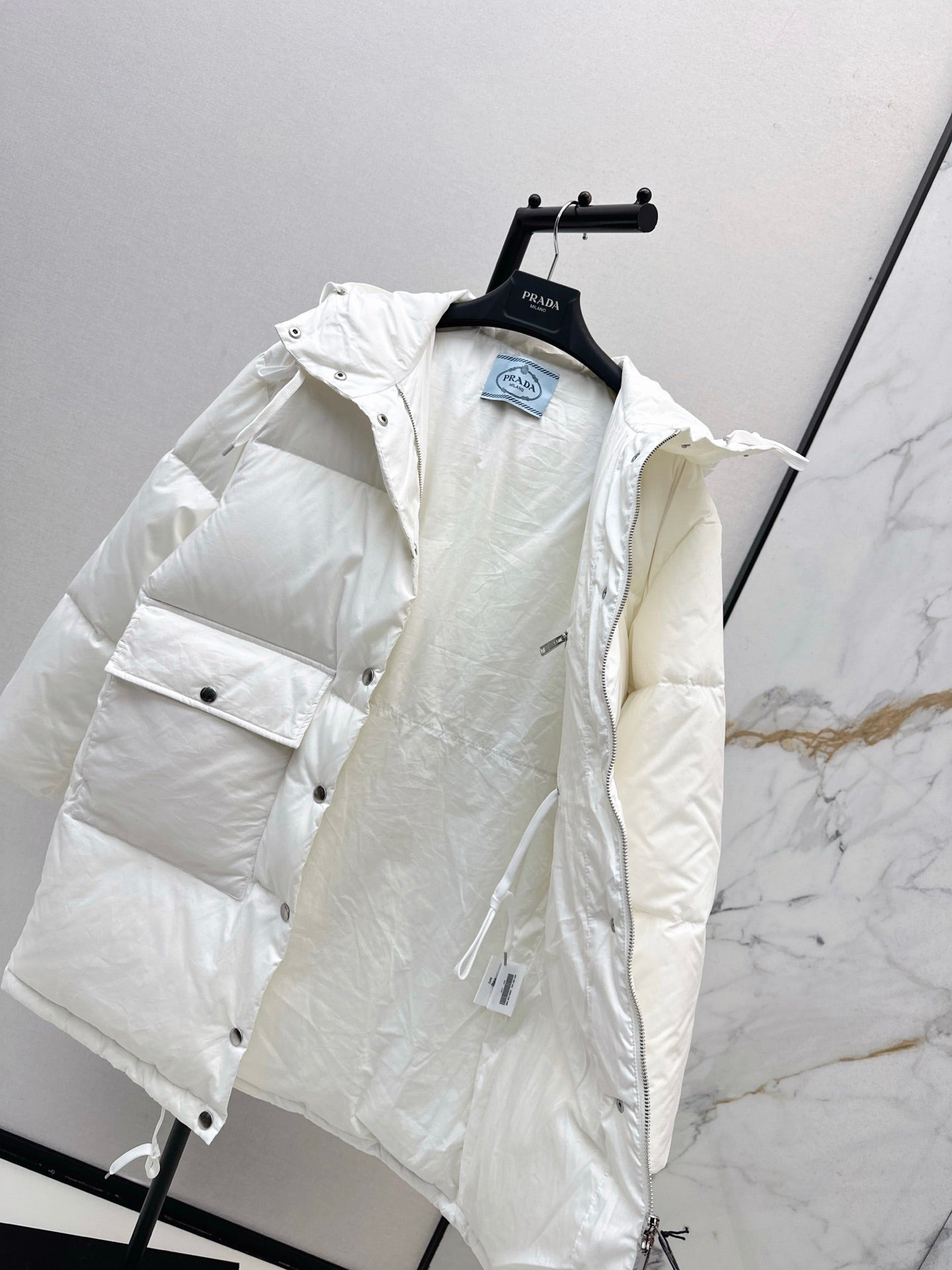 Pra 25fw hooded down jacket