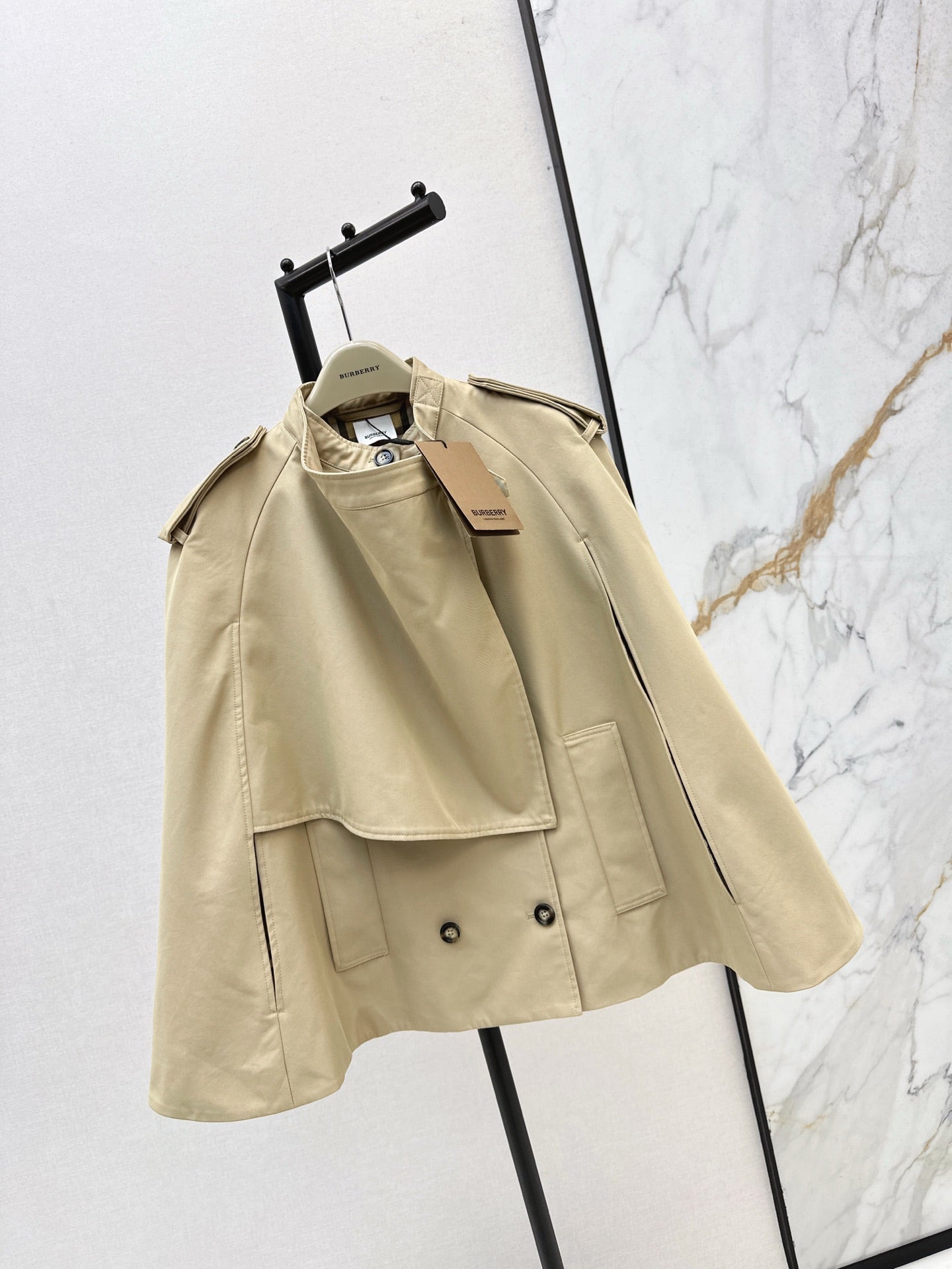 Bur 25fw cape coats