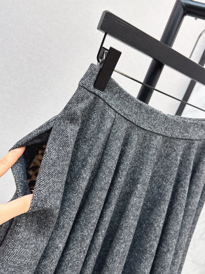 Dolc 25fw pleated skirt