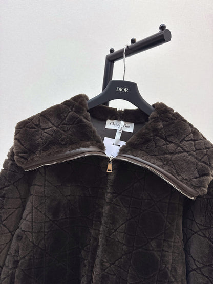 CD 25fw fur jacket