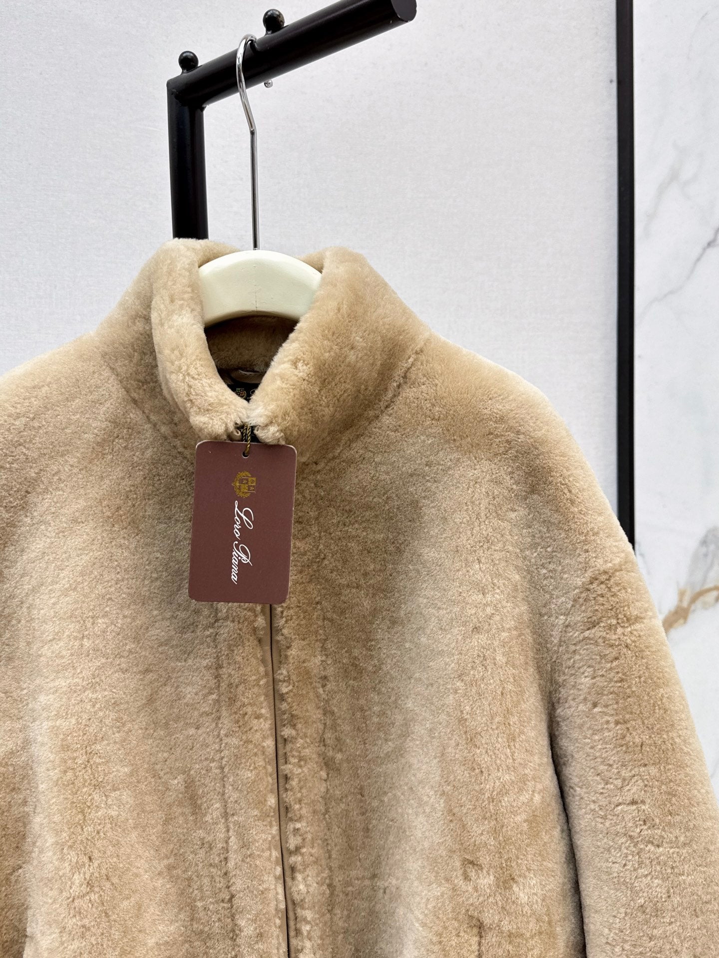 Loro 25fw fur jacket