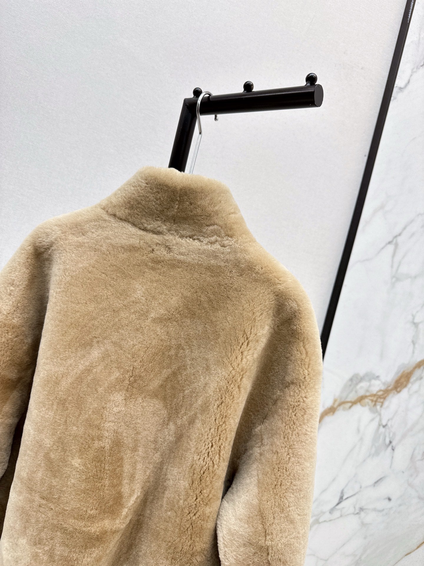 Loro 25fw fur jacket