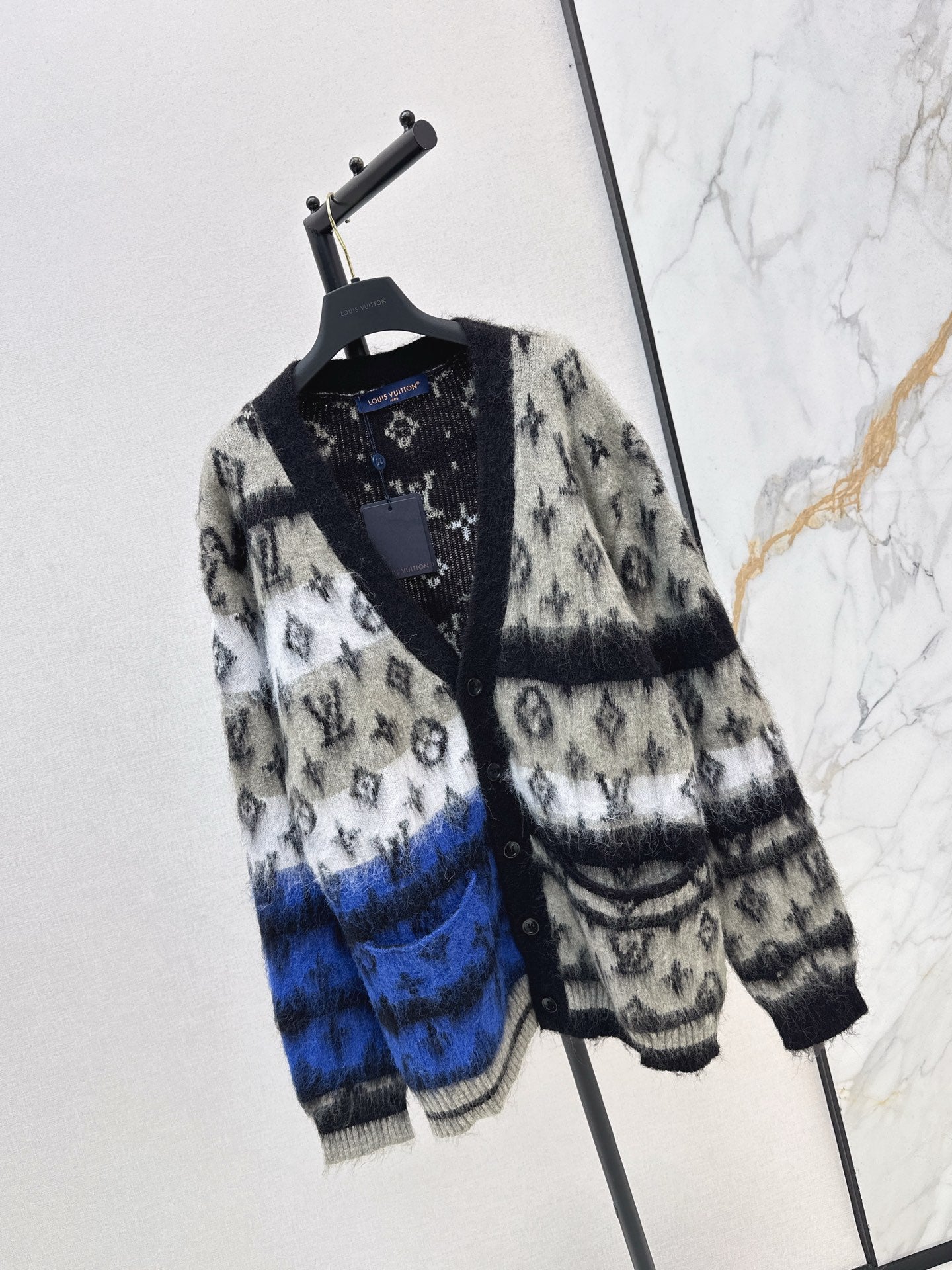 Loui 25fw knit cardigan