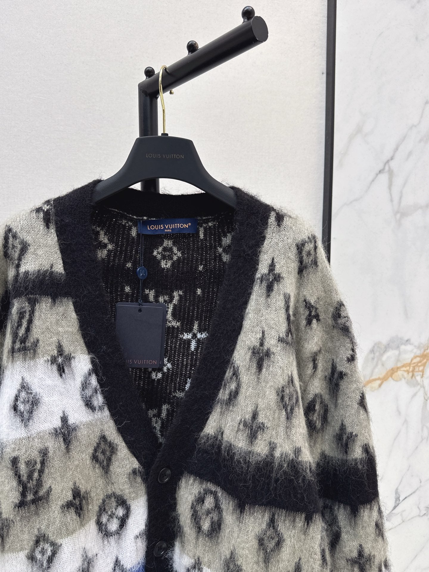 Loui 25fw knit cardigan