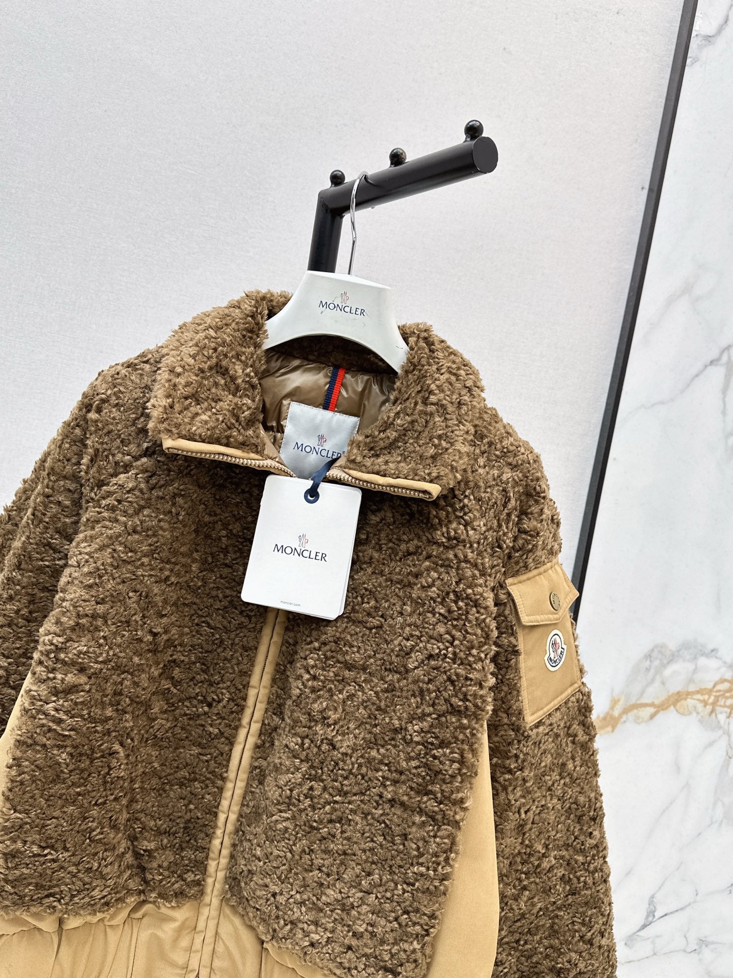 Monc 25fw down jacket