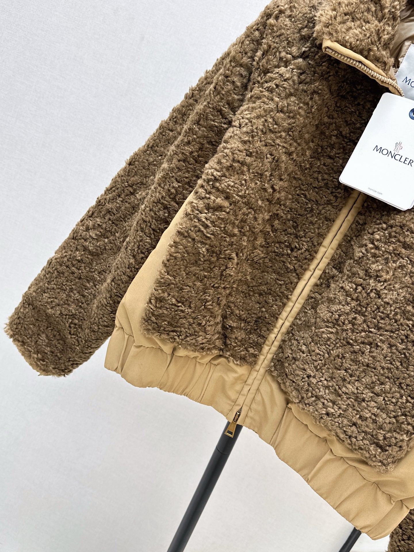 Monc 25fw down jacket