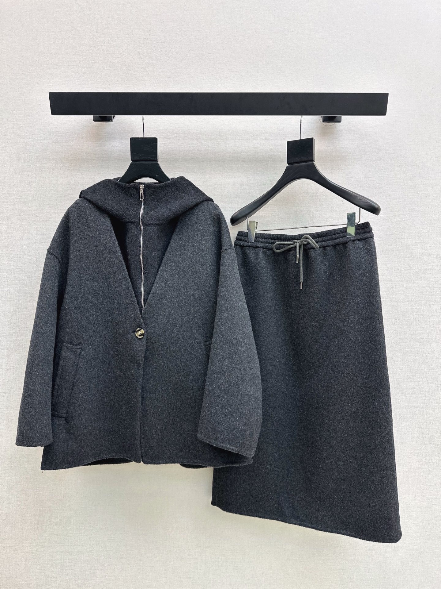 Max 25fw woolen suit