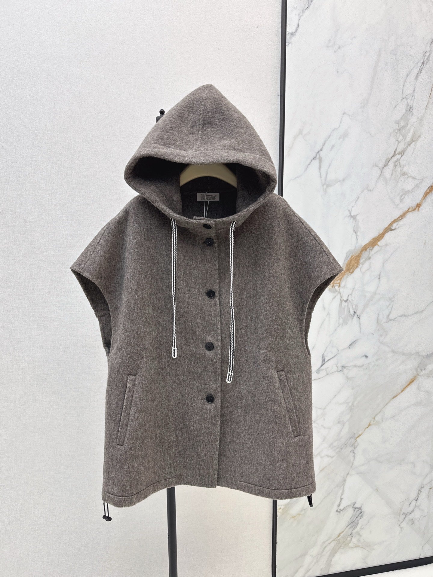 Brun 25fw hooded vest