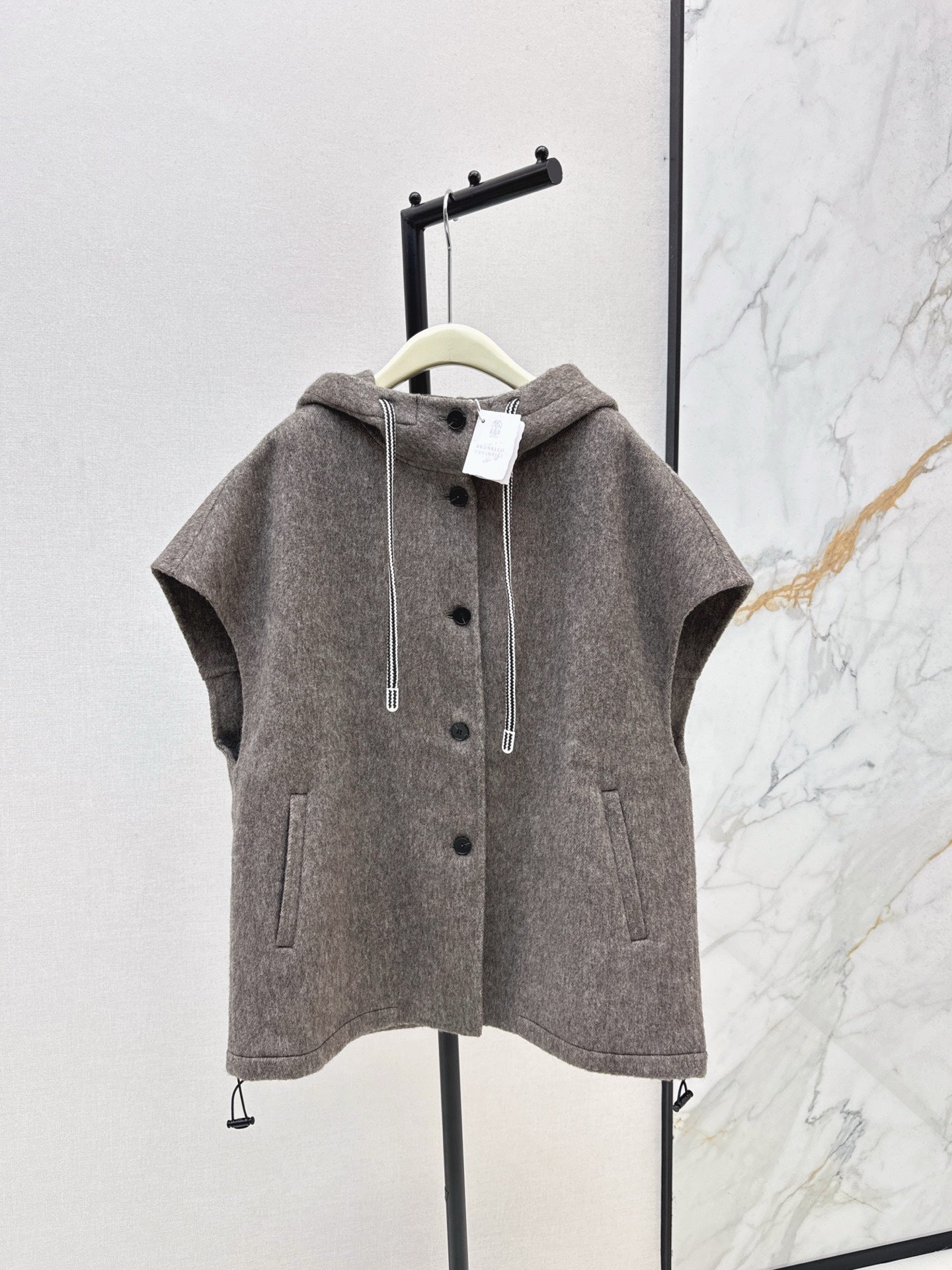 Brun 25fw hooded vest