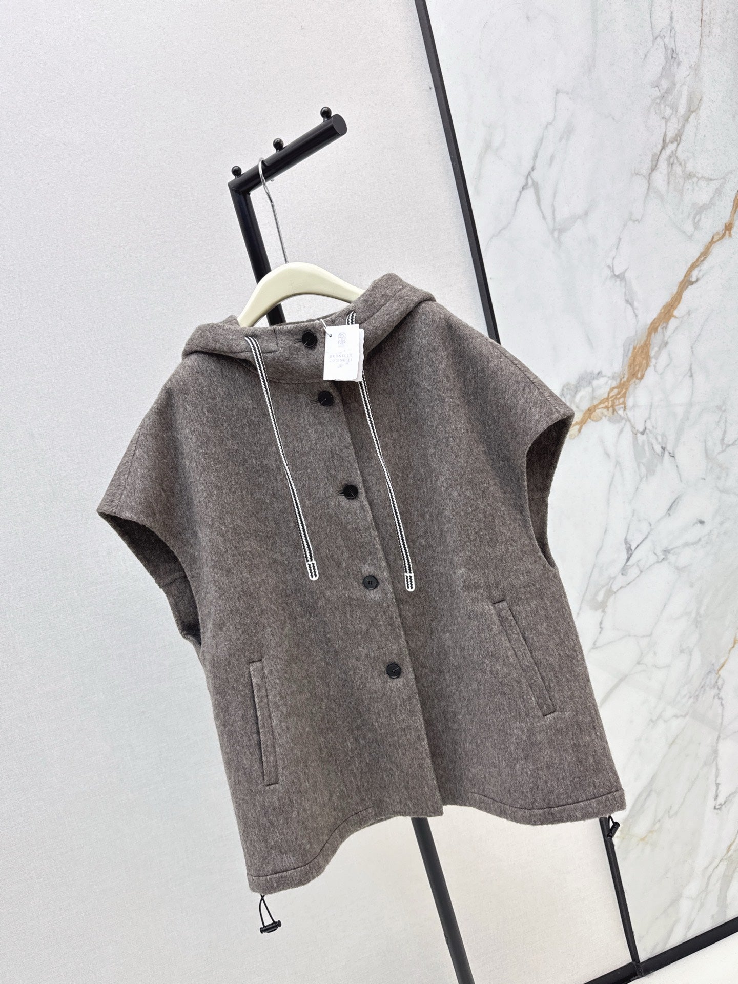 Brun 25fw hooded vest