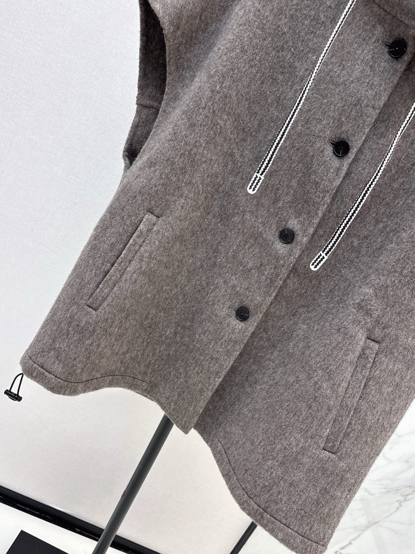 Brun 25fw hooded vest