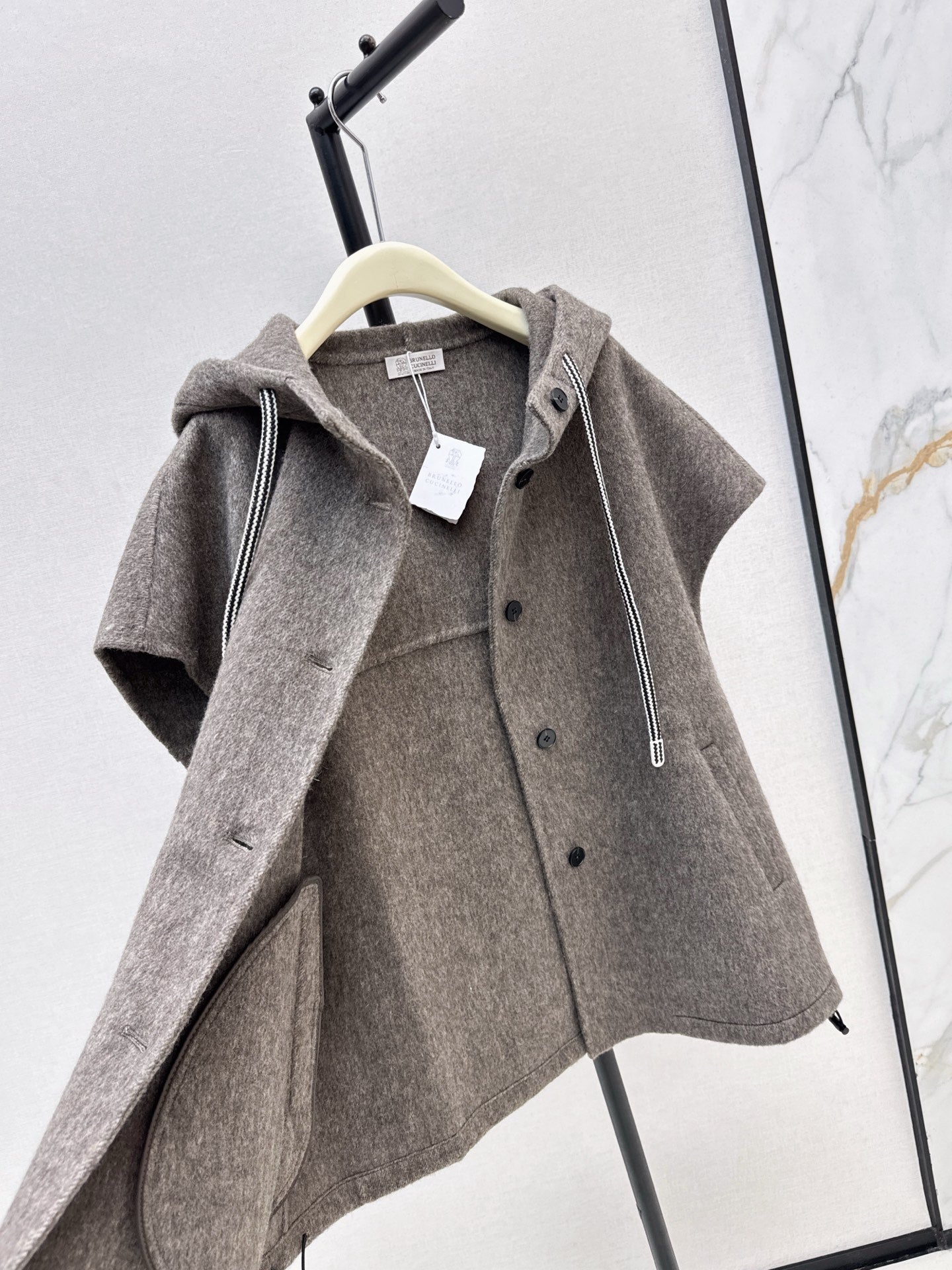 Brun 25fw hooded vest