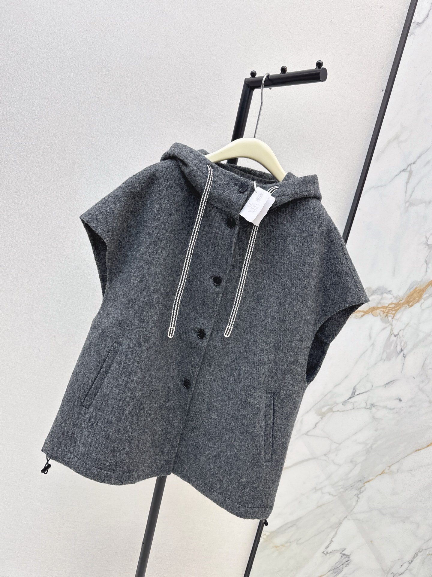 Brun 25fw hooded vest