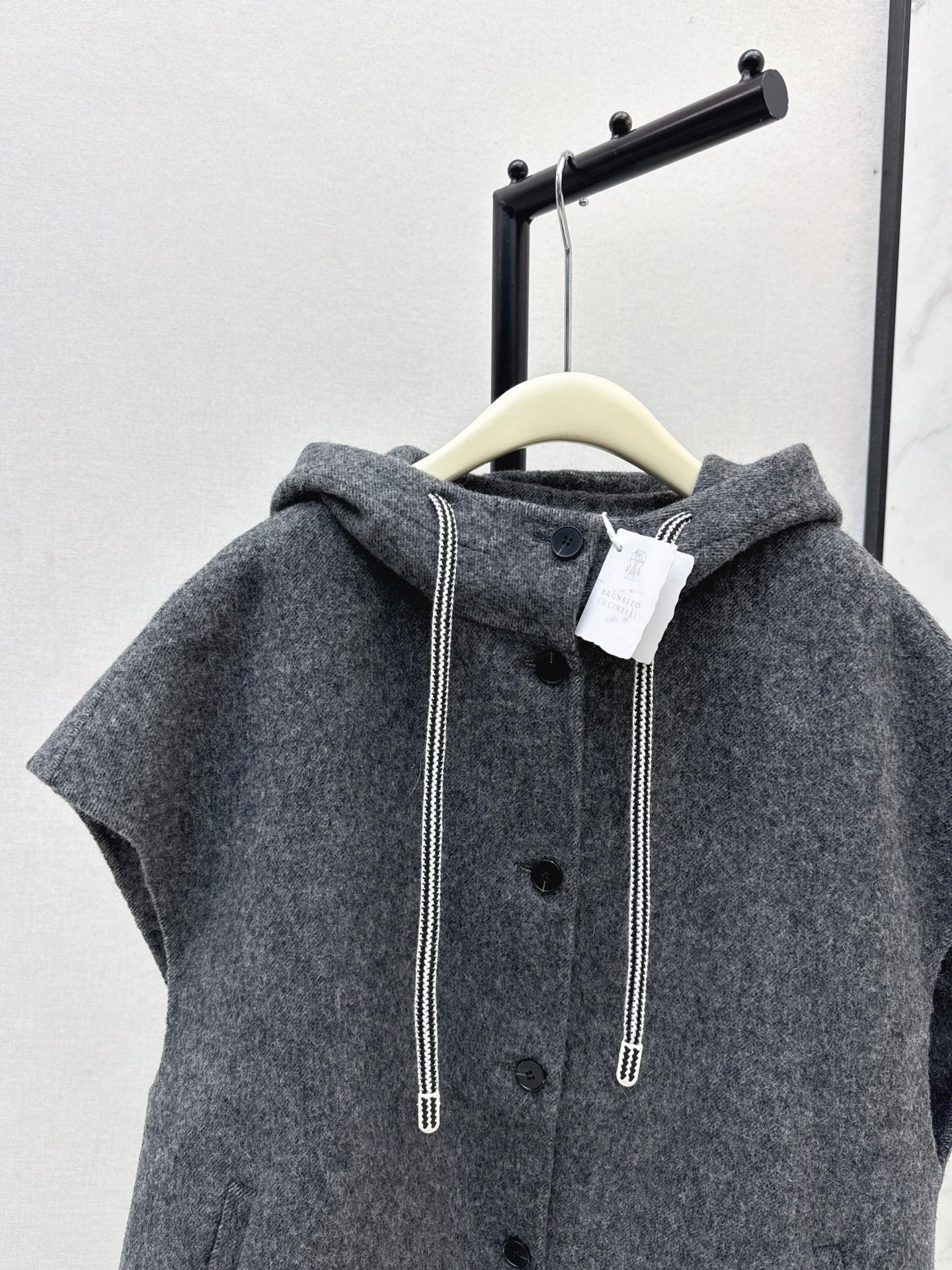 Brun 25fw hooded vest
