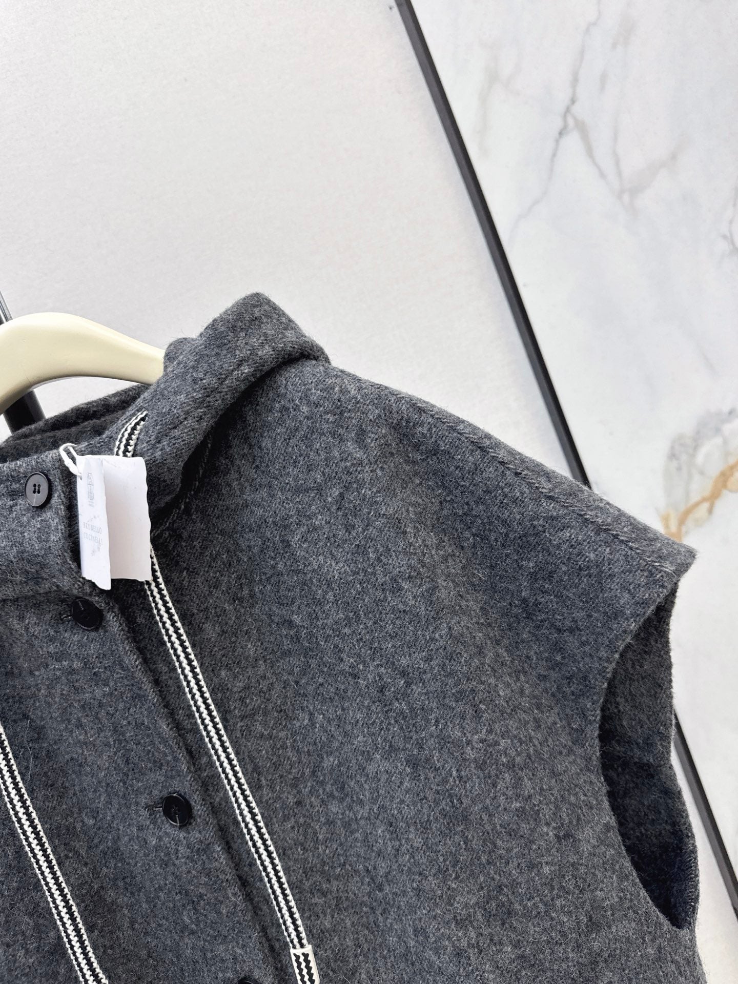 Brun 25fw hooded vest