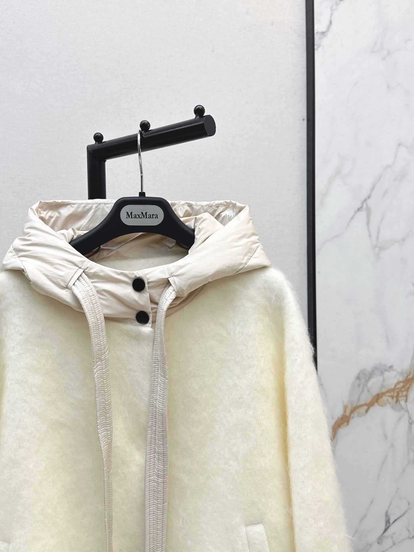 Max 25fw hooded jacket