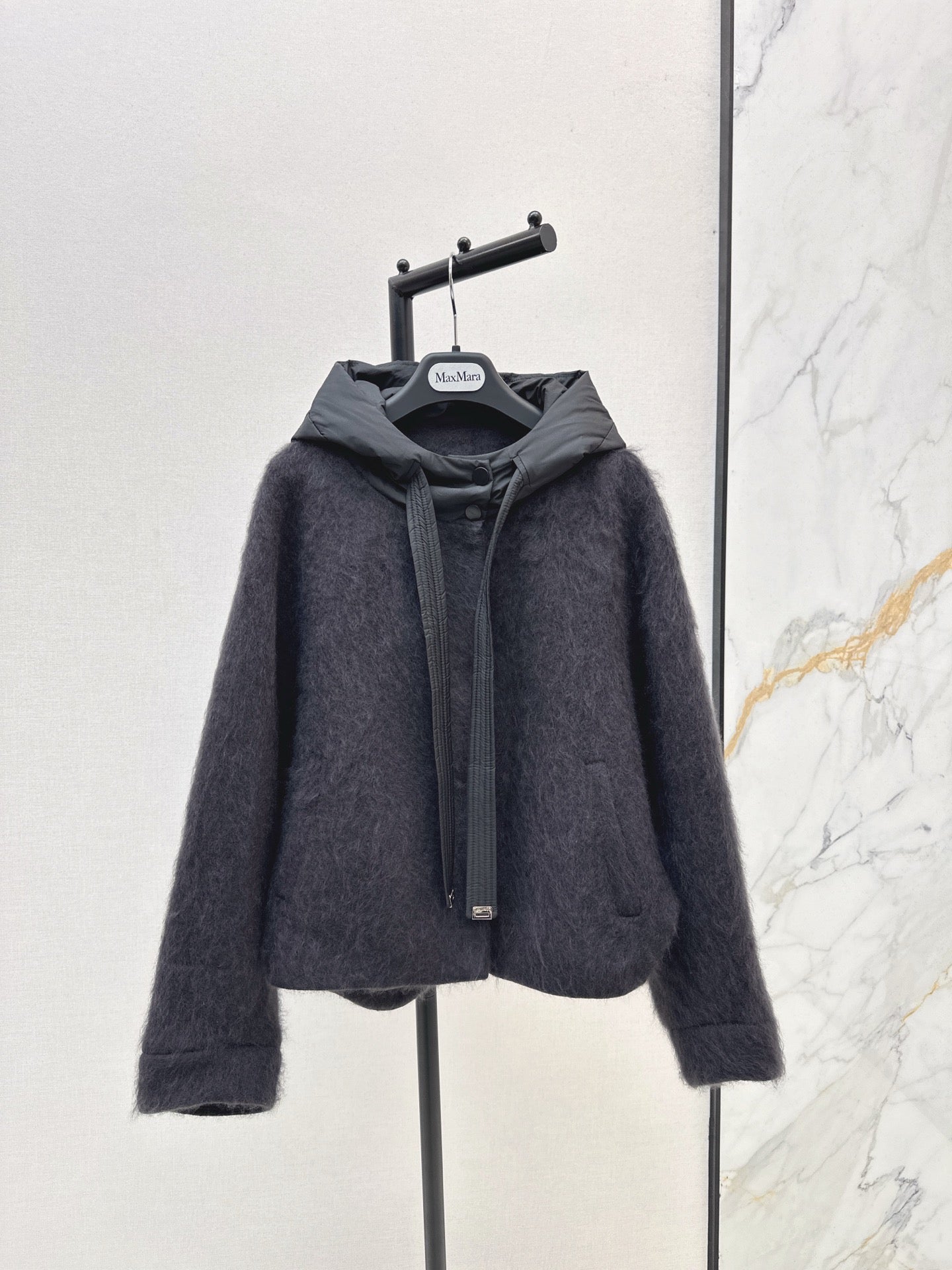 Max 25fw hooded jacket