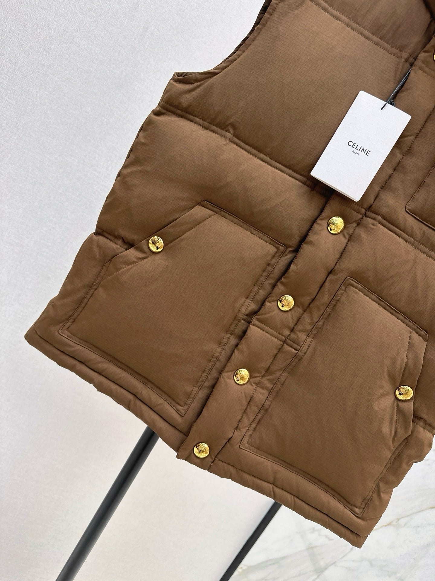 Celi 25fw down vest