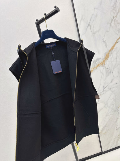 Loui 25fw hooded waistcoat