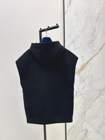 Loui 25fw hooded waistcoat