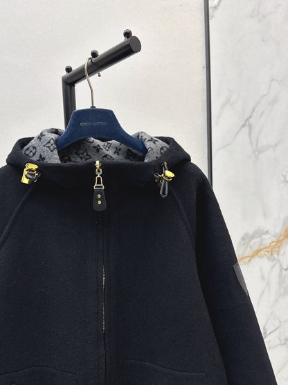 Loui 25fw reversible hooded jacket