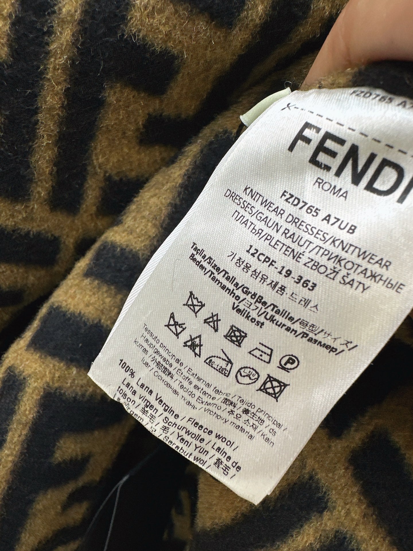 Fend 25fw wool coats
