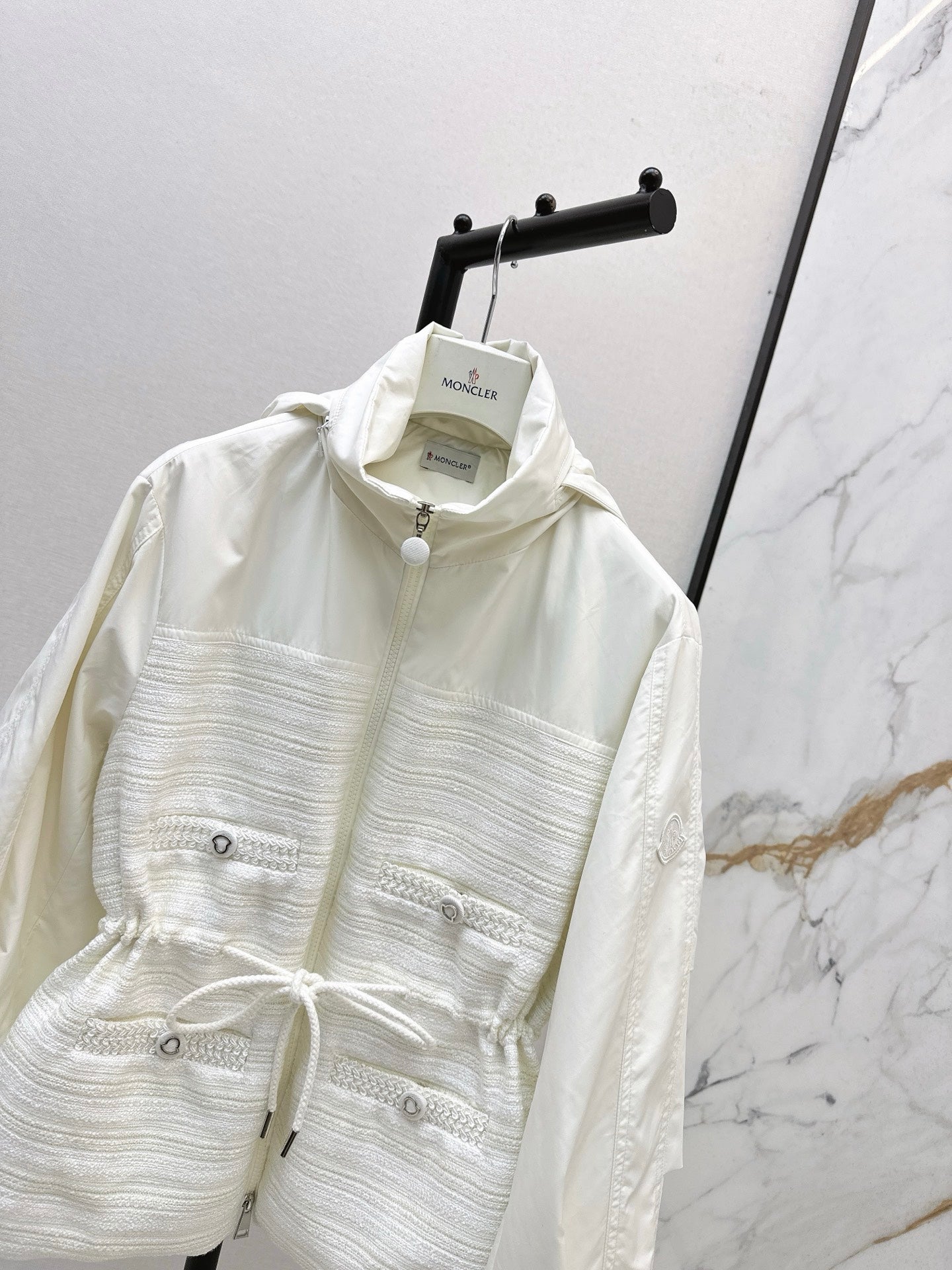 Monc 25fw hooded jacket