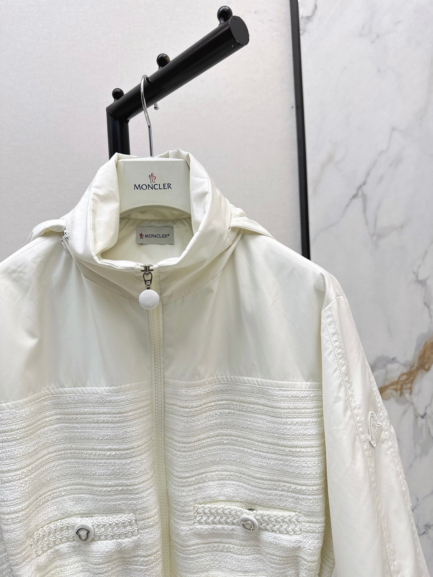 Monc 25fw hooded jacket