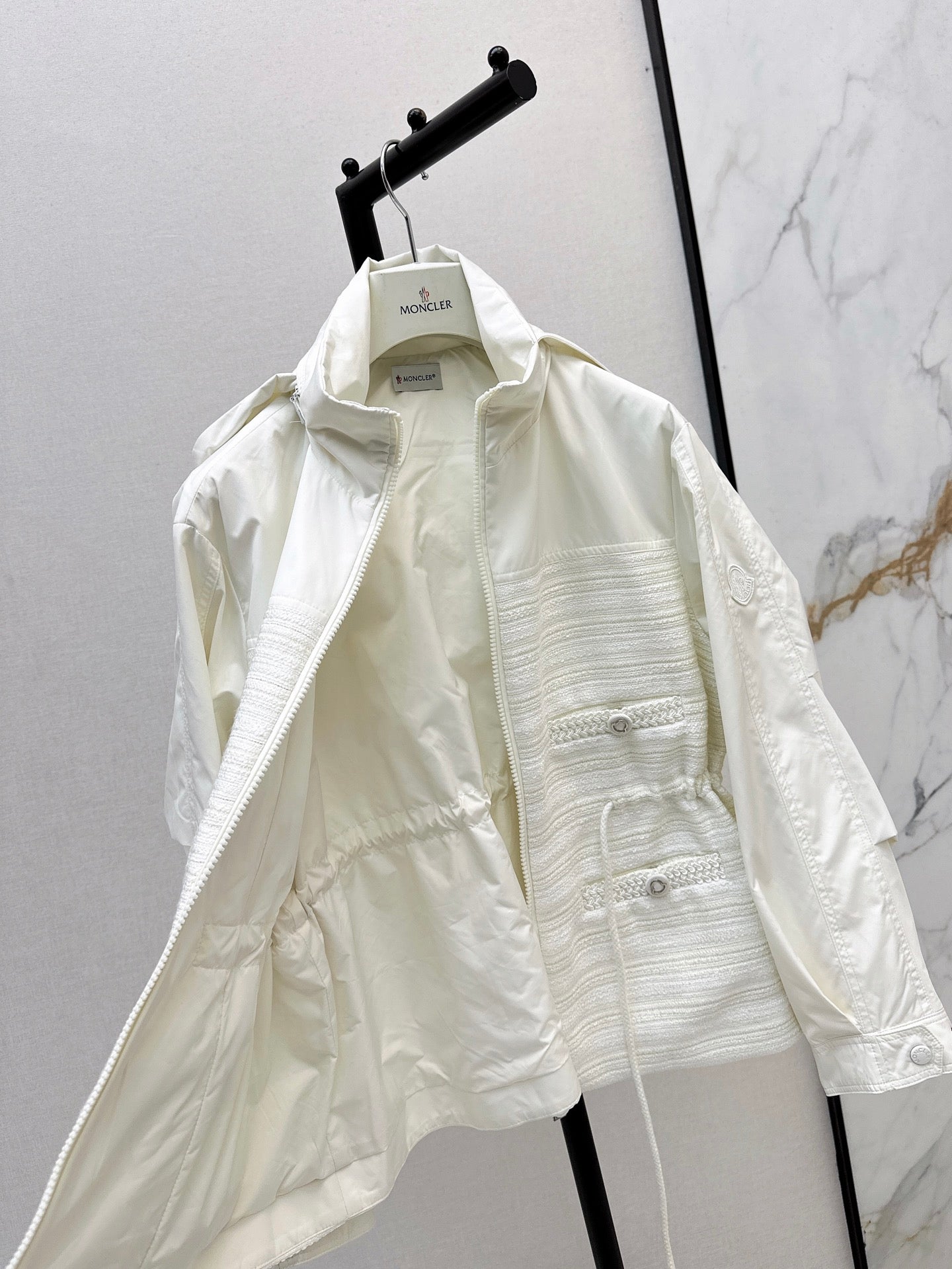 Monc 25fw hooded jacket