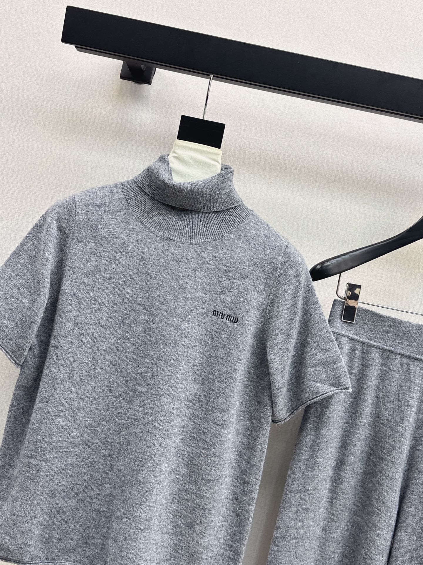 Miu 25fw turtleneck sweater pants set