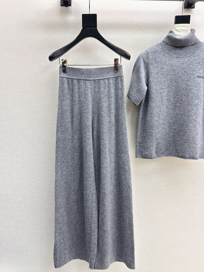 Miu 25fw turtleneck sweater pants set