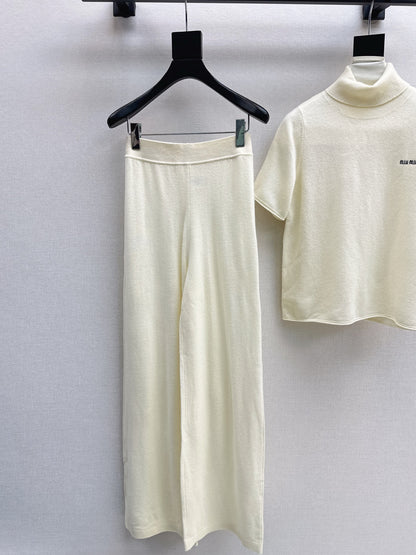 Miu 25fw turtleneck sweater pants set