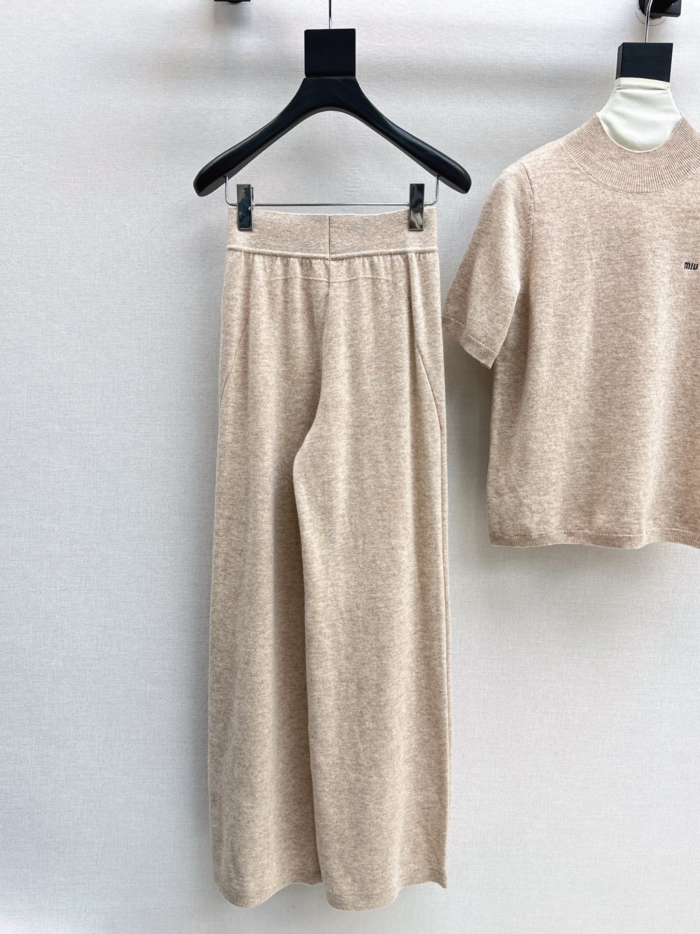 Miu 25fw sweater shirt pants set