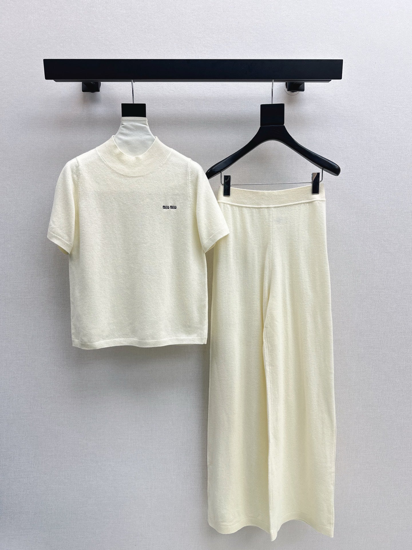 Miu 25fw sweater shirt pants set