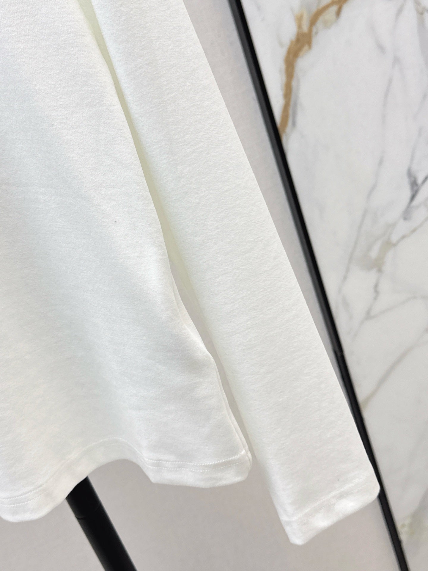 Loui 25fw base layer