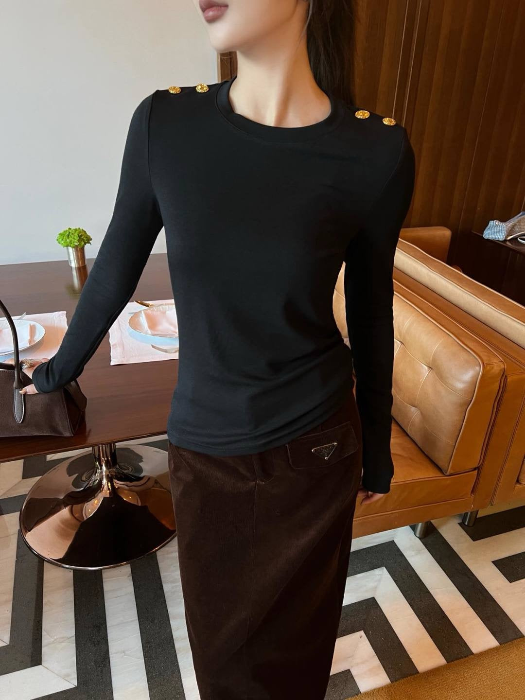 Loui 25fw base layer