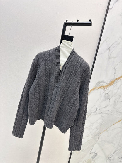 Loe 25fw v-neck sweater