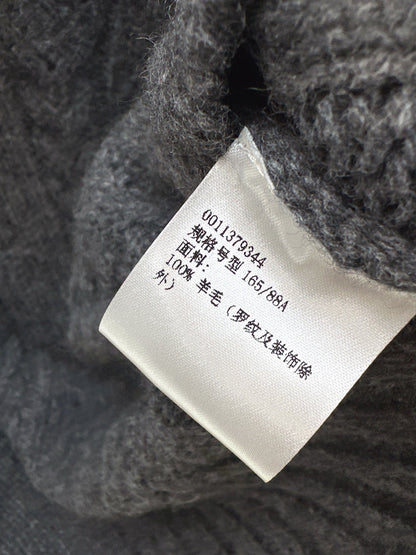 Loe 25fw v-neck sweater