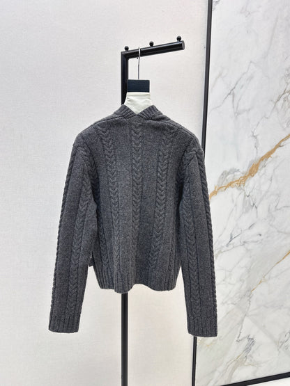Loe 25fw v-neck sweater