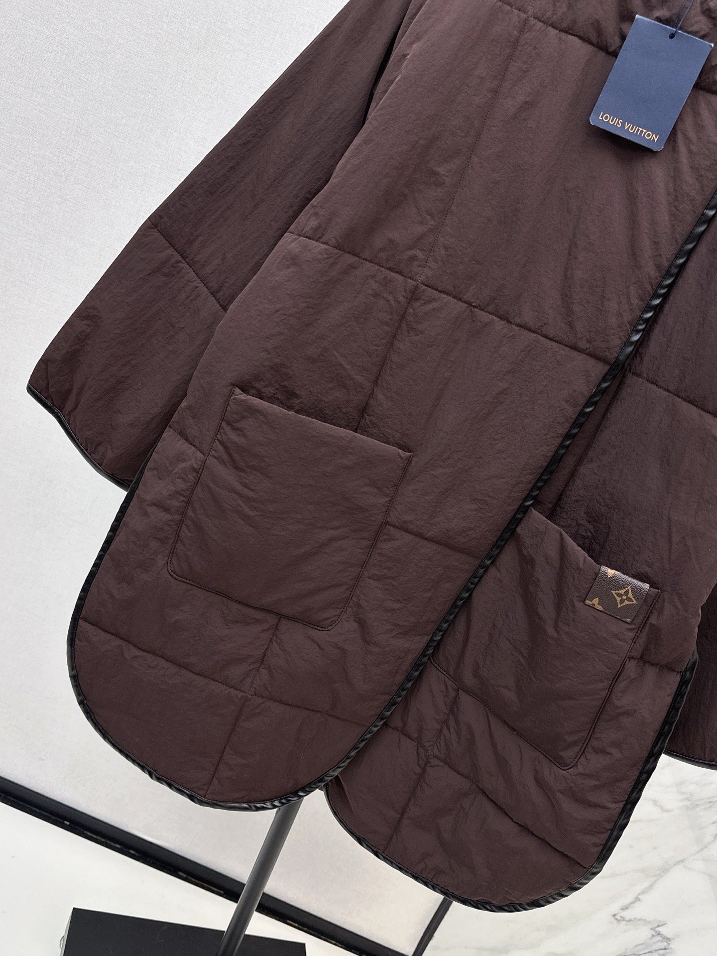 Loui 25fw padded jacket