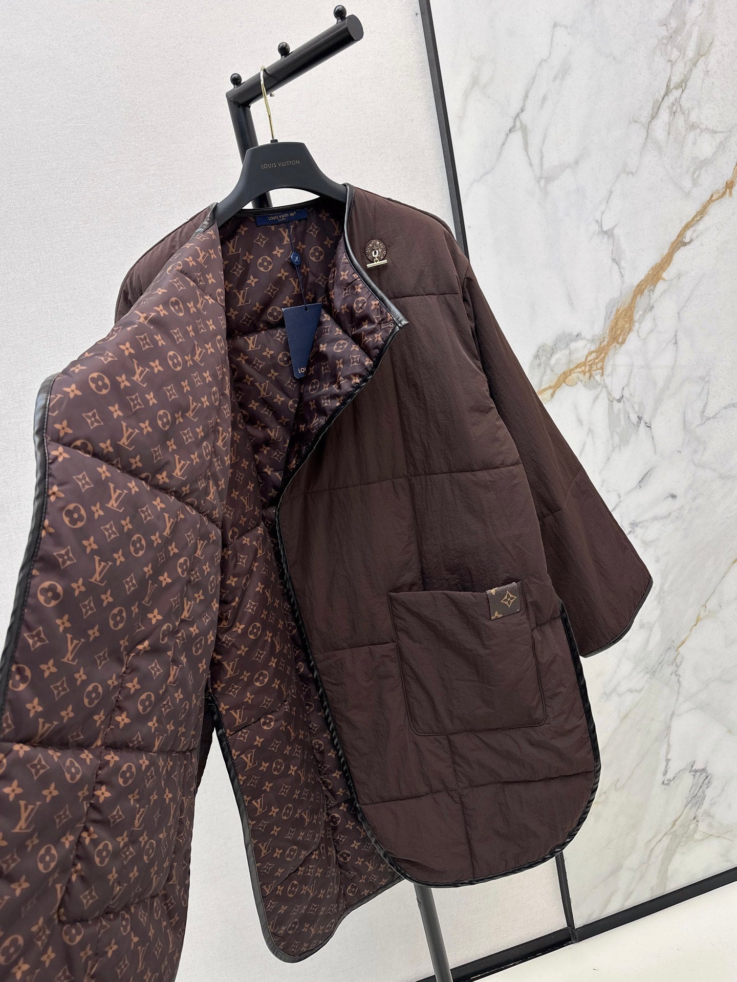 Loui 25fw padded jacket