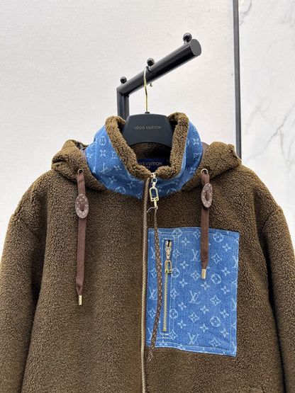 Loui 25fw  lamb fleece coat