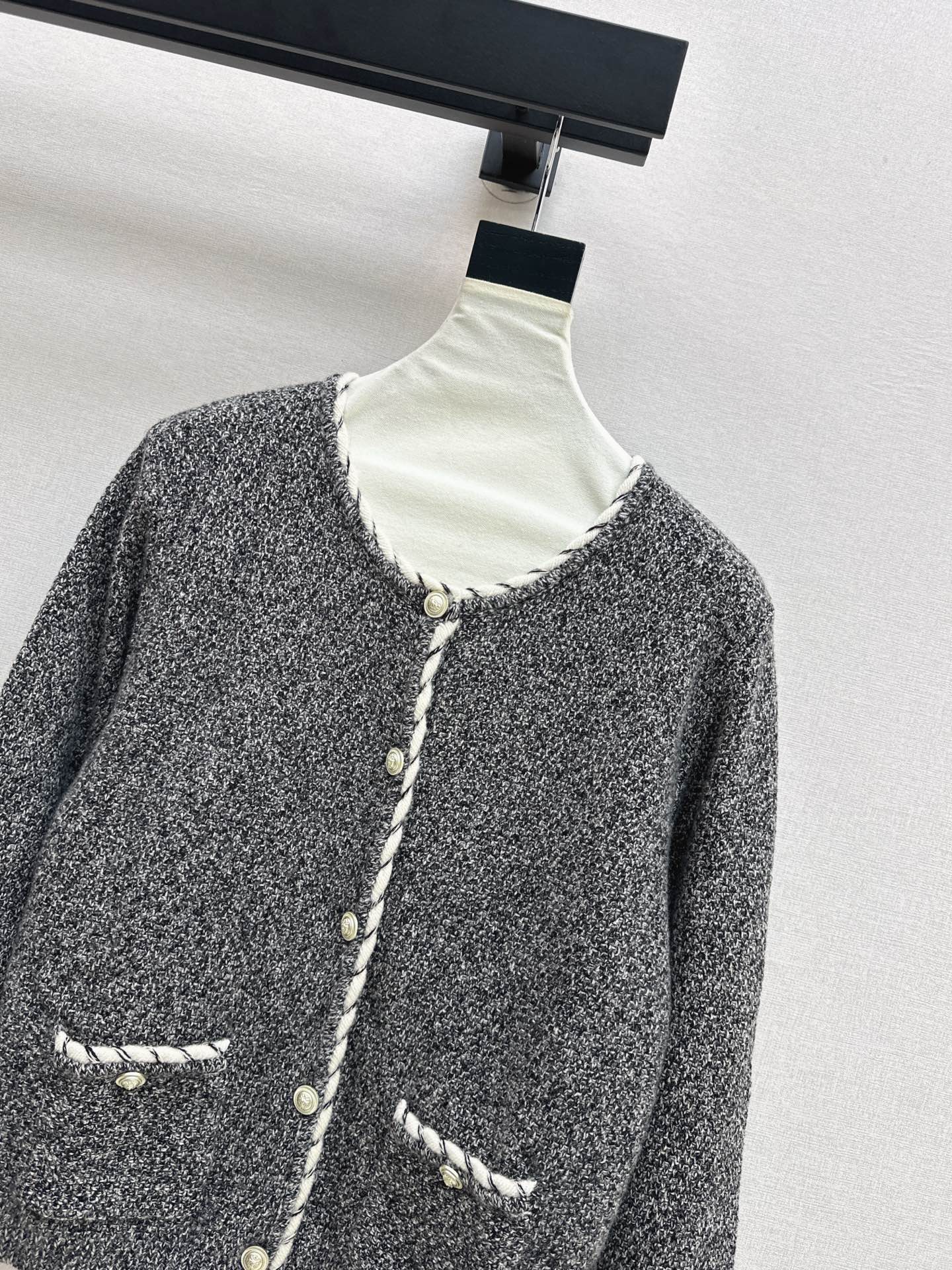 Bott 25fw wool cardigan