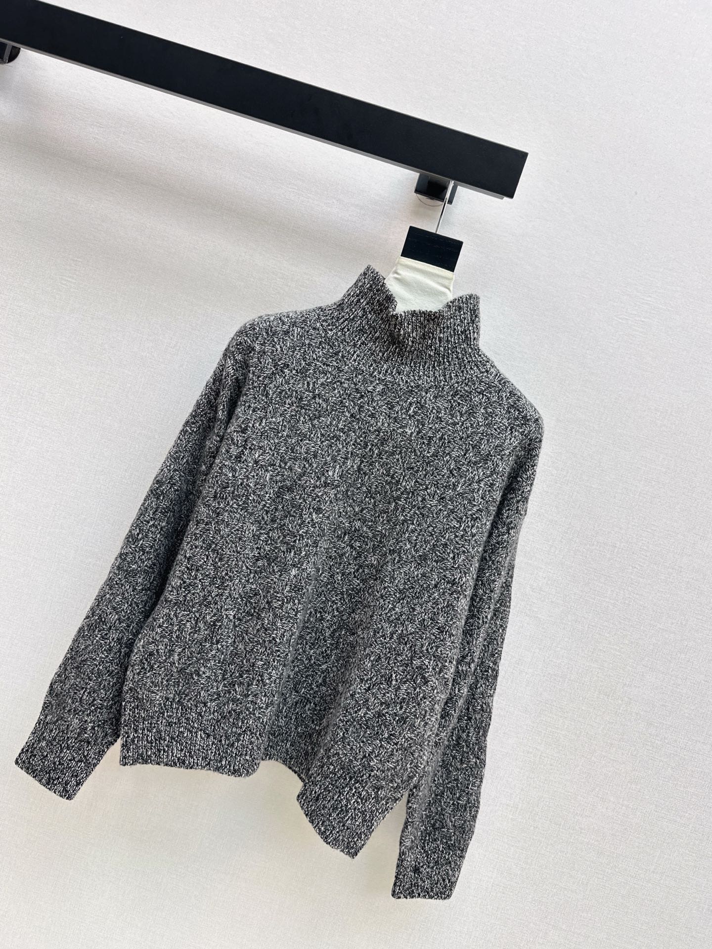 Bott 25fw turtleneck sweater