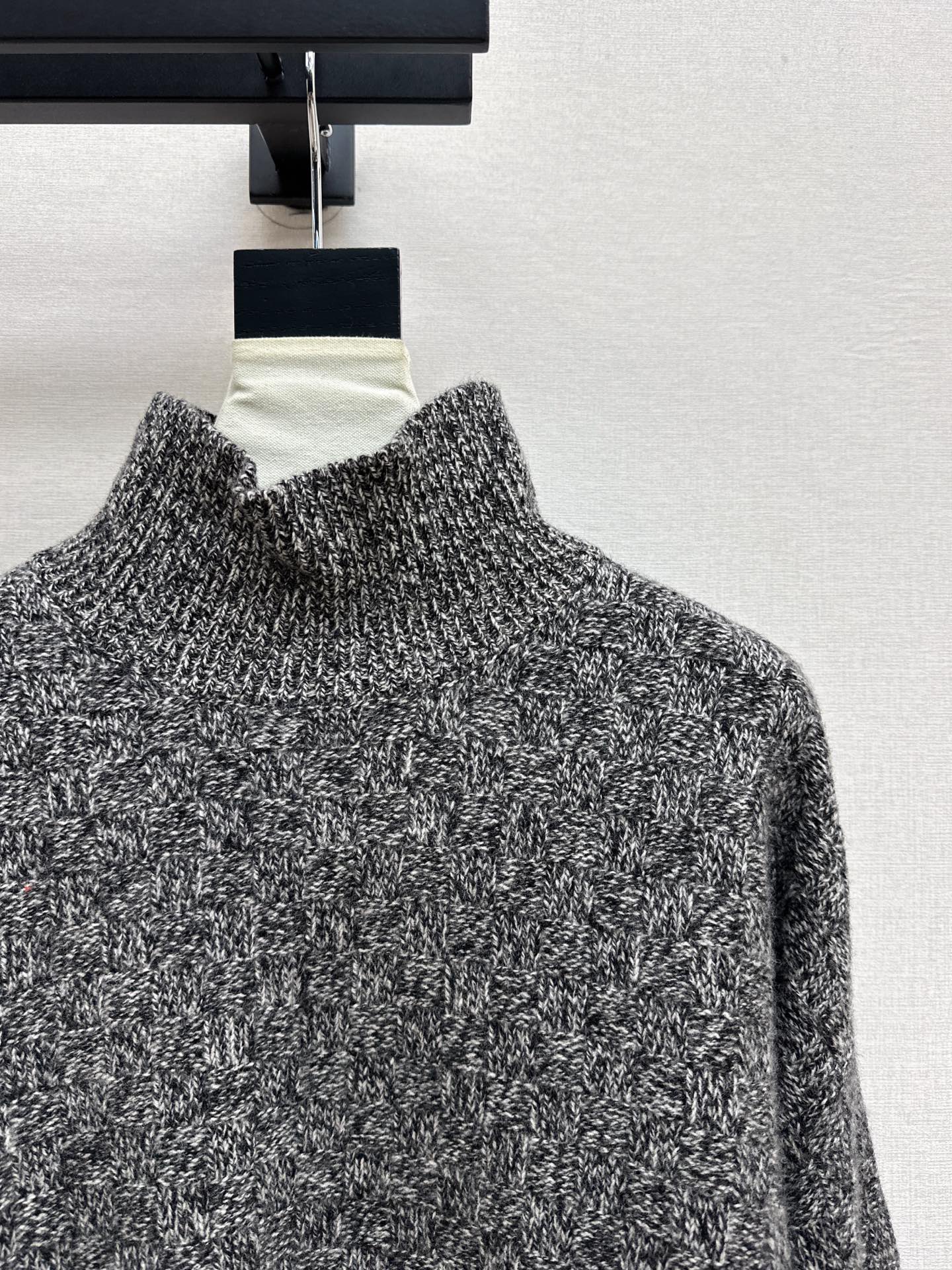 Bott 25fw turtleneck sweater