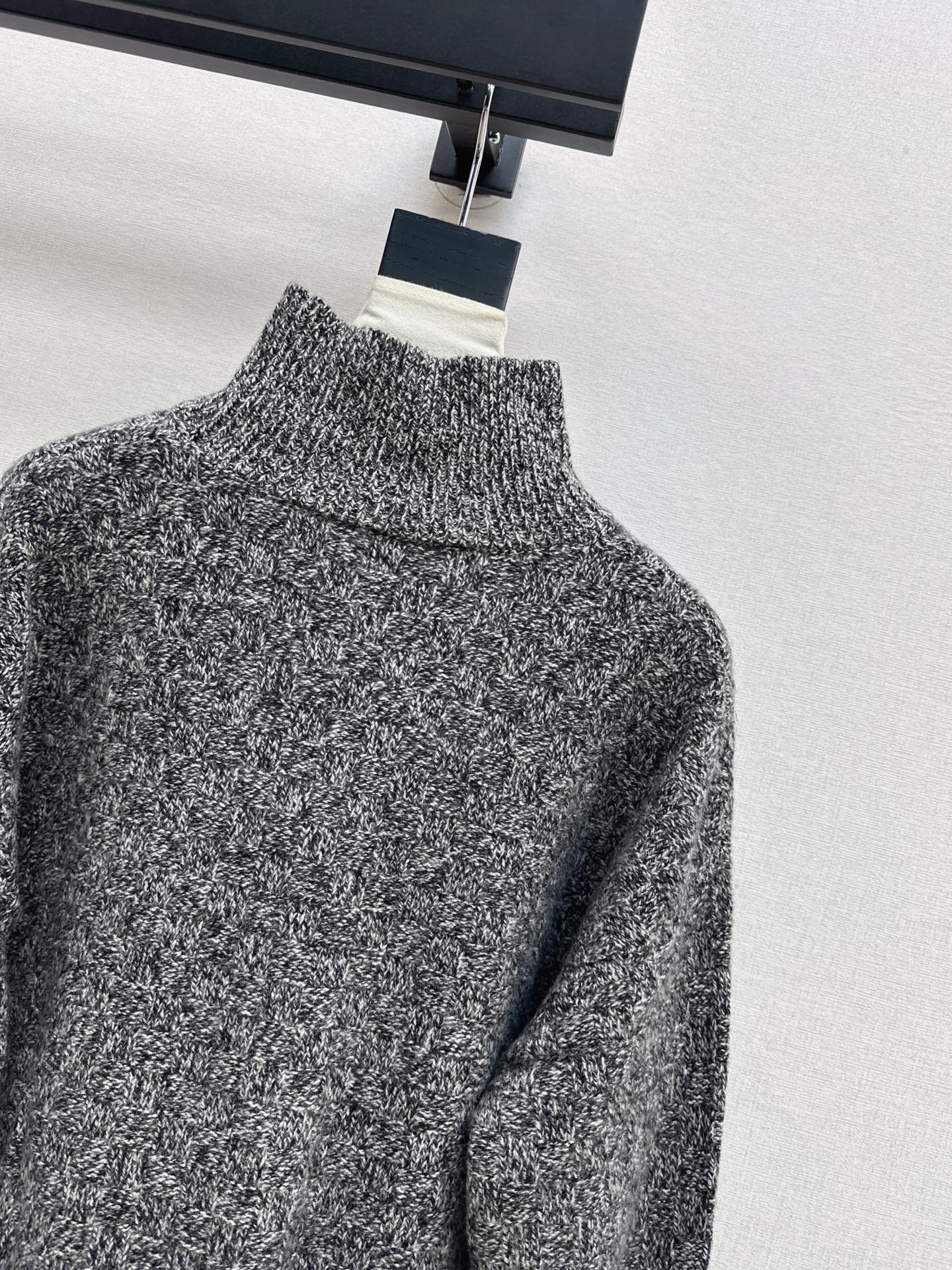 Bott 25fw turtleneck sweater
